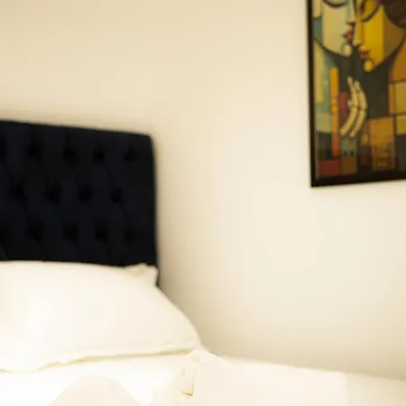 Center 16 - Way Apartment *