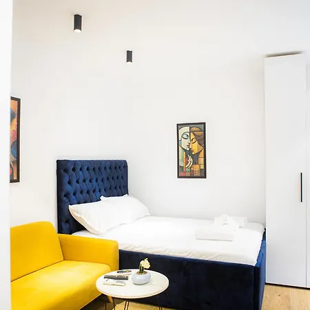 Apartment Center 16 - Way *